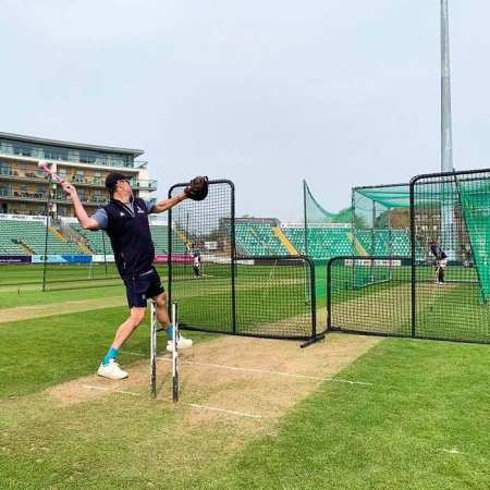 Cricket Protector Screen