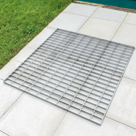 Premium Galvanised Steel Foot Grate For Tennis Courts & Sports Pitches | Net World Sports