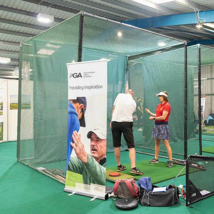 Golf Hitting Cage For The Back Garden | Freestanding Golf Cage
