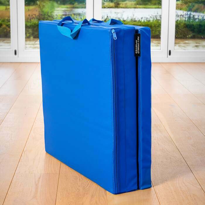 Easy Clean PU Leather Tri Folding Gym Mat