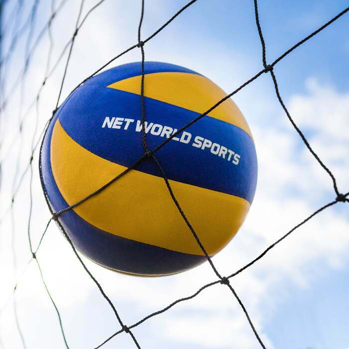 Volleyball nets and beach volleyball 