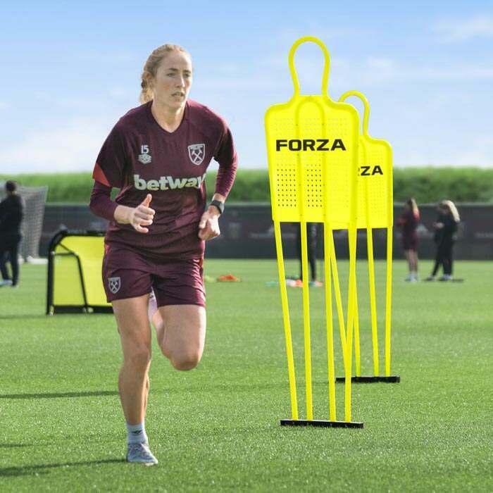 football set-piece mannequins