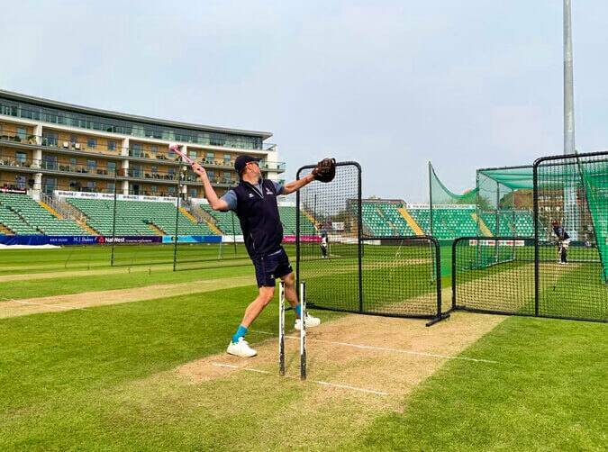 Net World Sports Cricket Throw-Down L-Screens