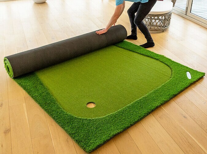 Roll up FORB golf putting mat